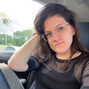 Meet your Posher, Constance